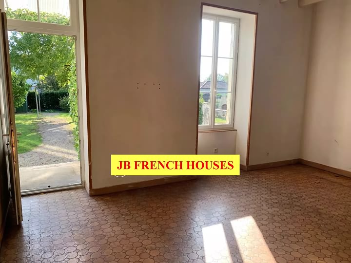 3 bed stone house for sale near Paillé