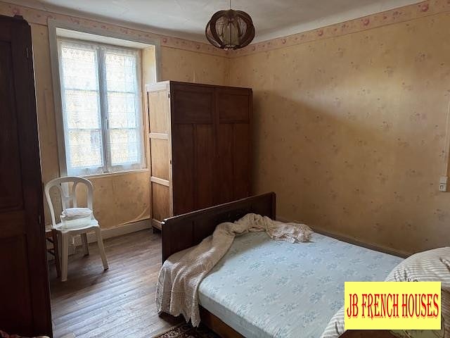2 bed stone house for sale near Affieux