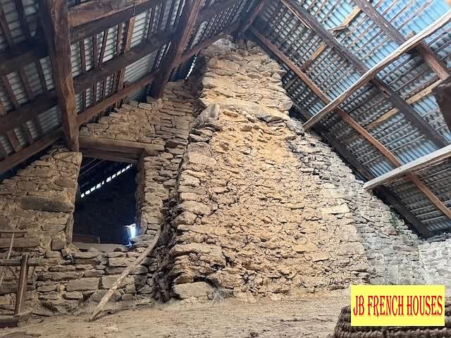 2 bed stone house for sale near Affieux