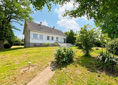 4 bed stone house for sale near Bujalenas