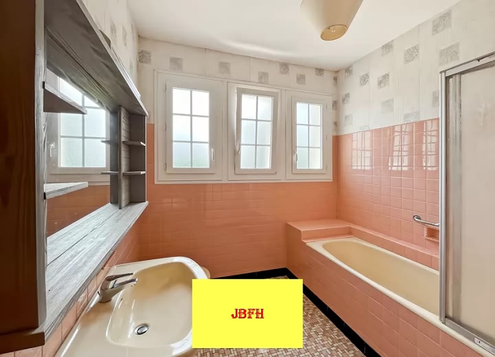 4 bed stone house for sale near Bujalenas