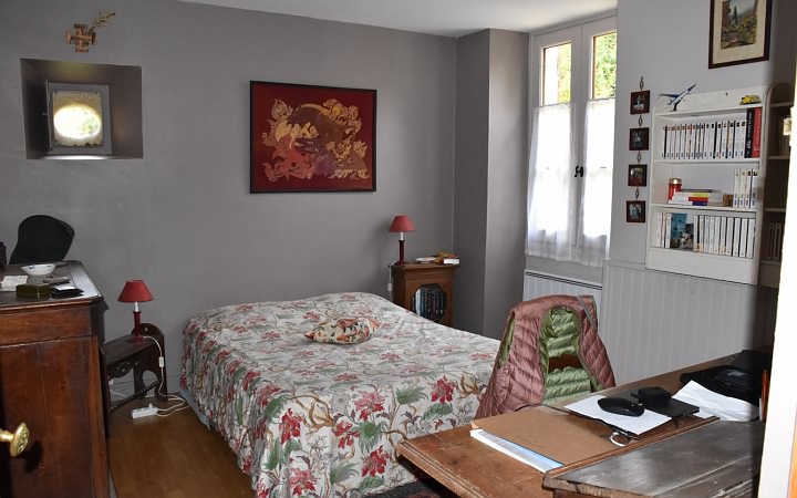 6 bed stone house for sale near Castels