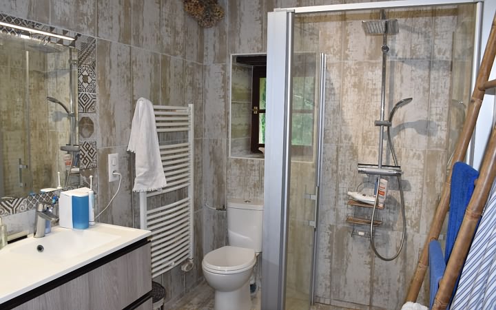 6 bed stone house for sale near Castels