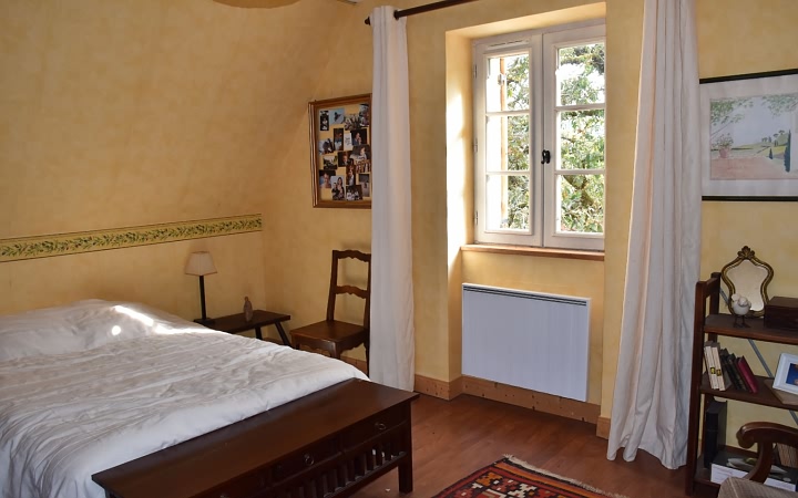 6 bed stone house for sale near Castels