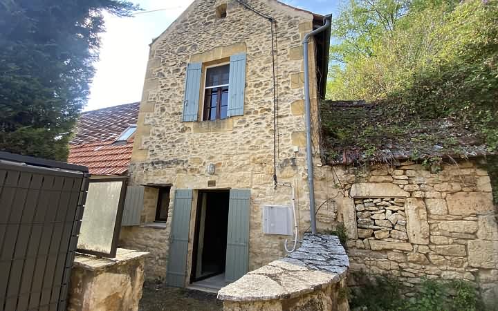 4 bed stone house for sale near Castels