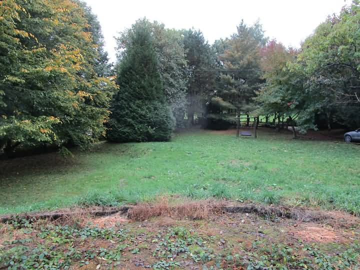 Stone barn to renovate near Burcy