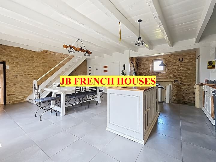 3 bed stone house for sale near Peer