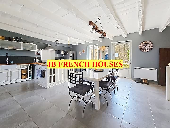 3 bed stone house for sale near Peer