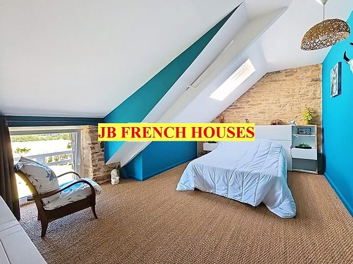 3 bed stone house for sale near Peer