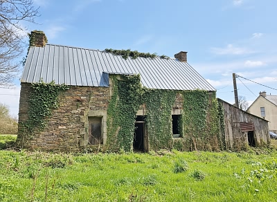 Stone house to renovate near Missiriac