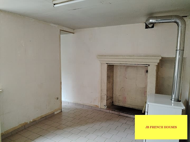 2 bed house for sale near Jarry