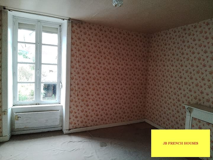 2 bed house for sale near Jarry