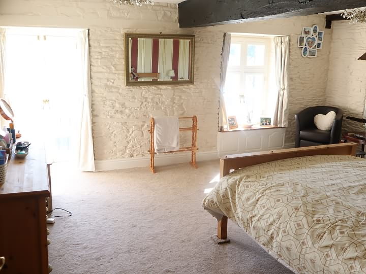 2 bed stone house for sale near Lapenty