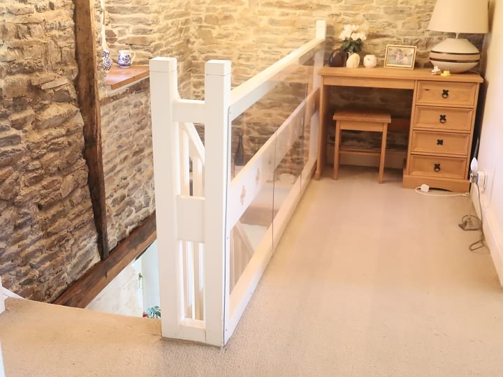 2 bed stone house for sale near Lapenty