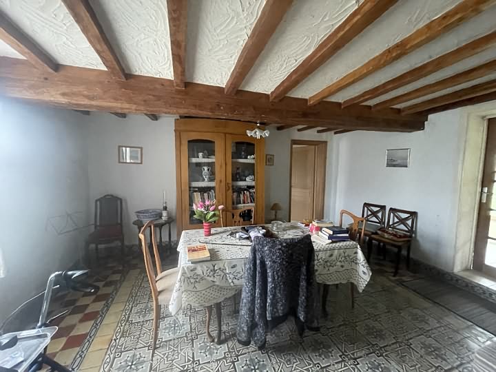 4 bed stone farmhouse for sale near Lambus