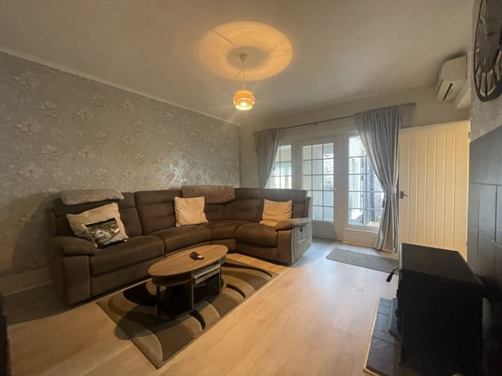 2 bed house for sale near Lambus