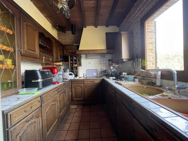 4 bed stone house for sale near Lambus