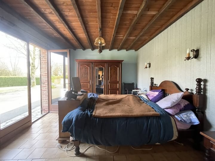 4 bed stone house for sale near Lambus
