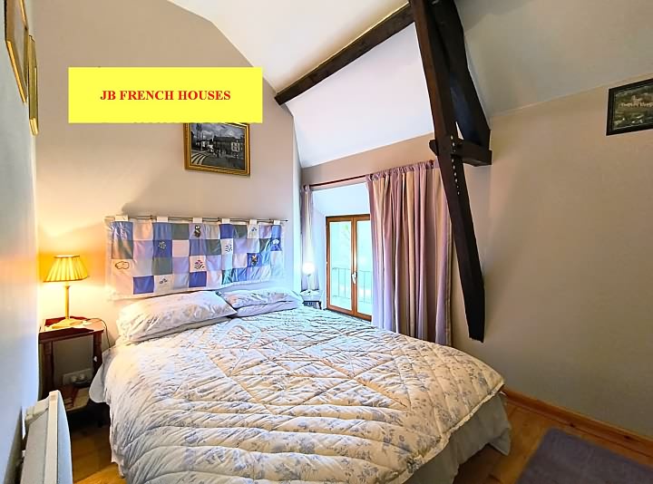 3 bed stone house for sale near Lesbois
