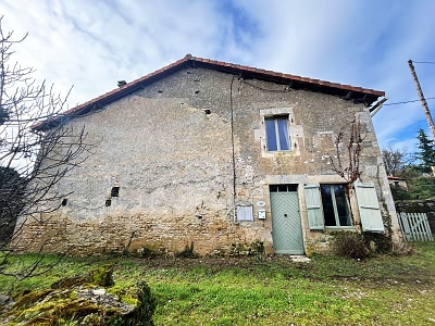 3 bed stone house for sale near Suaux