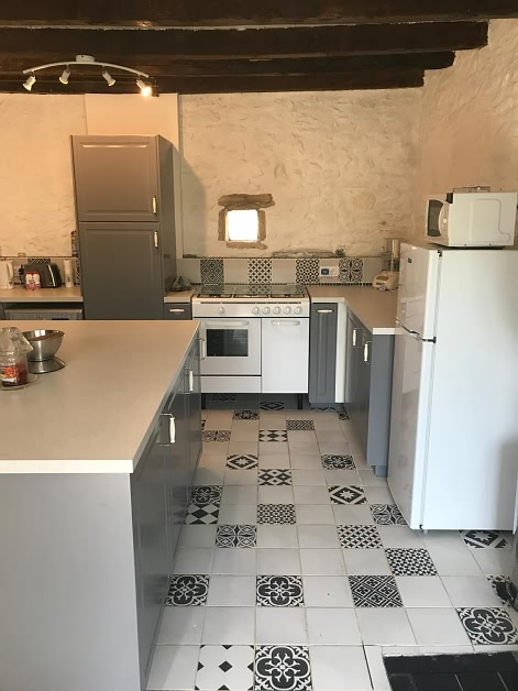 3 bed stone house for sale near Suaux