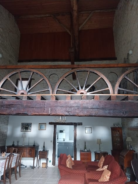3 bed stone house for sale near Suaux