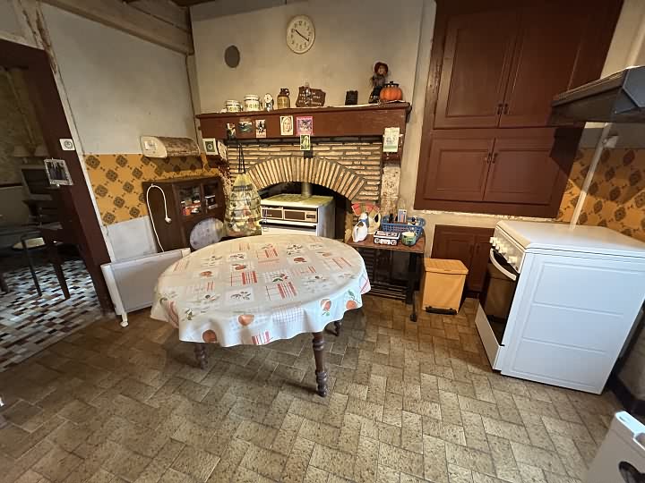 3 bed stone house for sale near Suaux