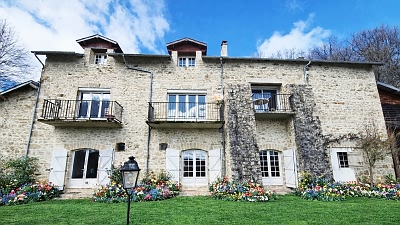 3 bed stone house for sale near Bujaleuf
