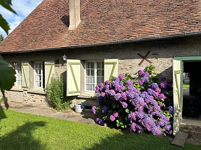 2 bed stone house for sale near SOUTH INDRE and SOUTH CHER and NORTH CREUSE