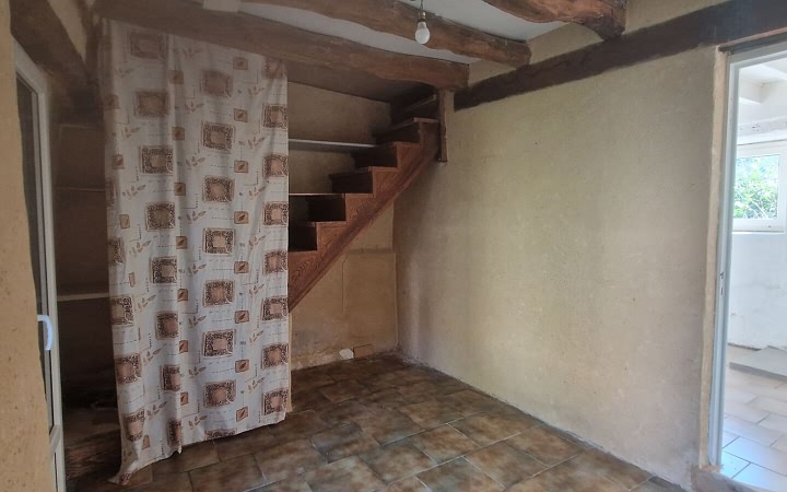 2 bed stone house for sale near Dordogne and Lot