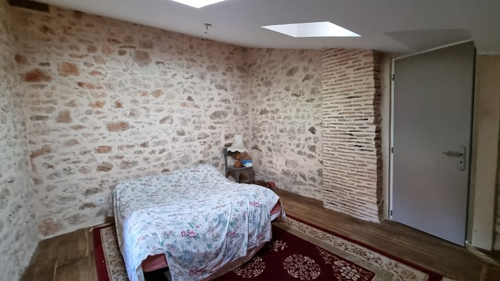 3 bed stone house for sale near Goulat