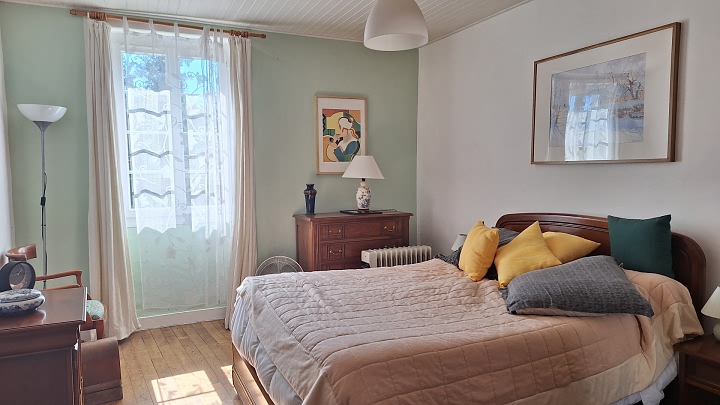3 bed stone house for sale near Goulat