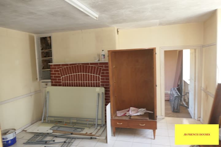 4 bed stone house for sale near Vengeons