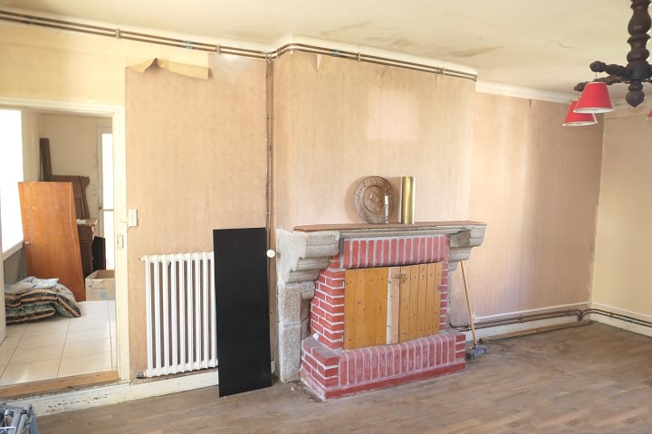 4 bed stone house for sale near Vengeons