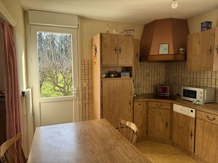 4 bed stone house for sale near Treve