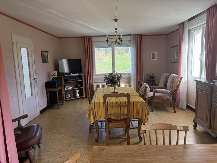 4 bed stone house for sale near Treve
