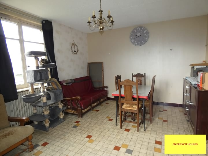 Huis met 3 slaapkamers te koop nabij Lapenty