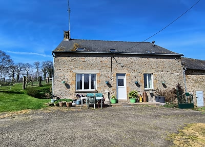 3 bed stone house for sale near Lesbois