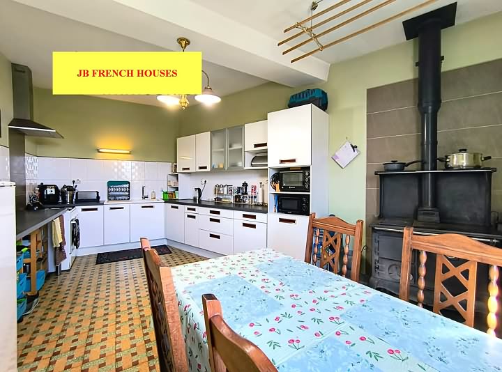 3 bed stone house for sale near Lesbois
