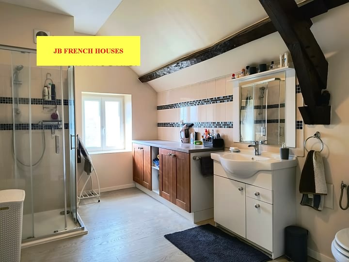 3 bed stone house for sale near Lesbois