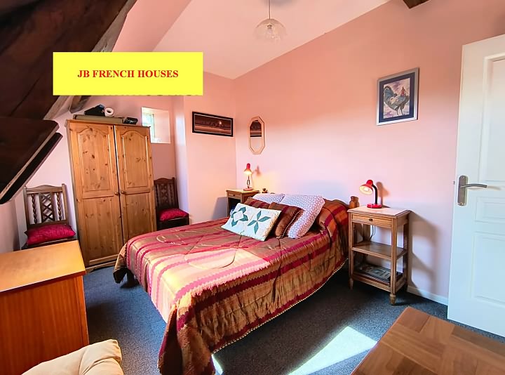 3 bed stone house for sale near Lesbois