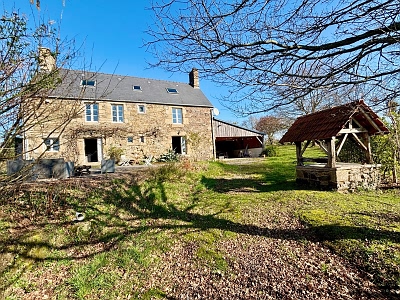 4 bed stone house for sale near Le Tanu