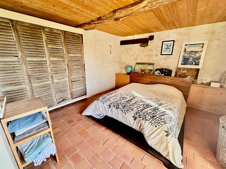 4 bed stone house for sale near Le Tanu