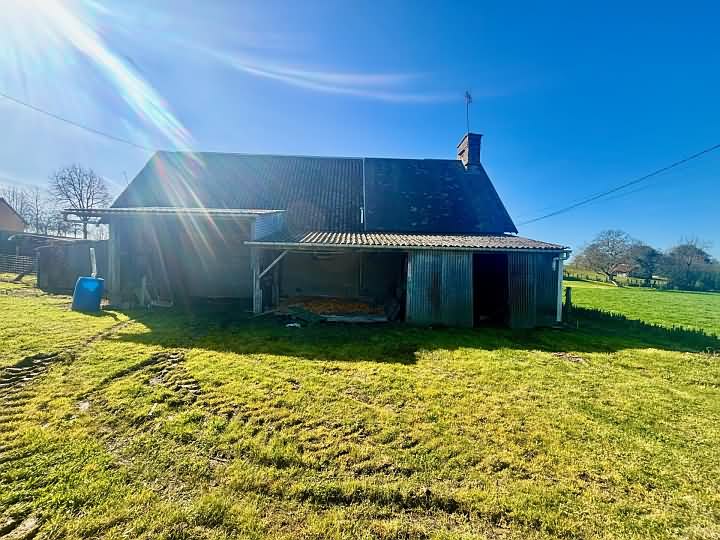 2 bed stone house for sale near Le Tanu