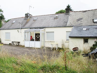 2 bed stone house for sale near Keraden