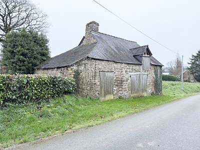 Stone barn to renovate near Treve