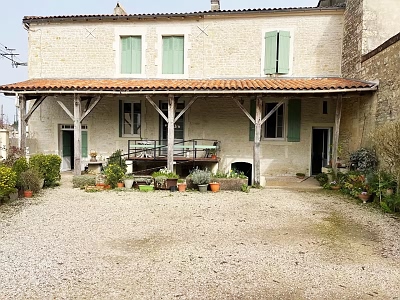 3 bed stone house for sale near Aizet
