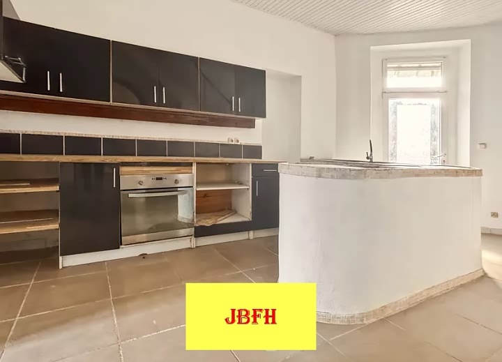 4 bed stone house for sale near Bujalenas