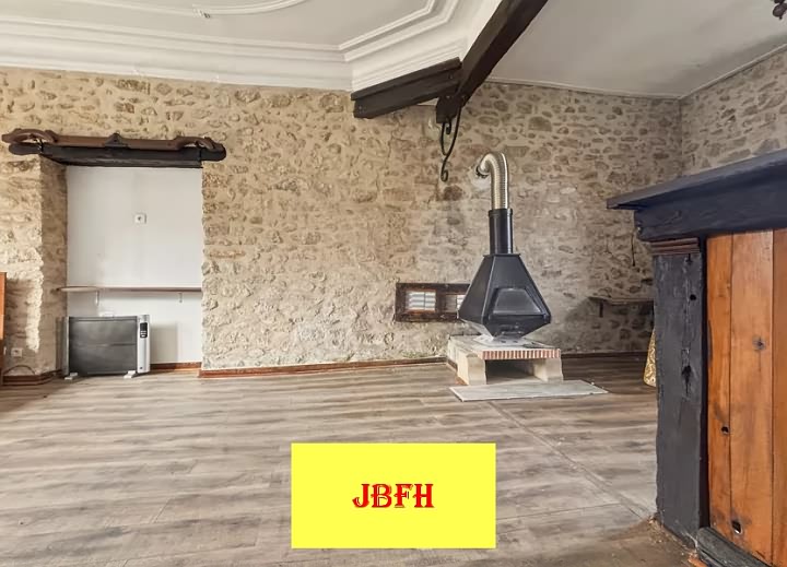 4 bed stone house for sale near Bujalenas