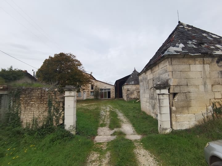 3 bed stone farmhouse for sale near Suaux